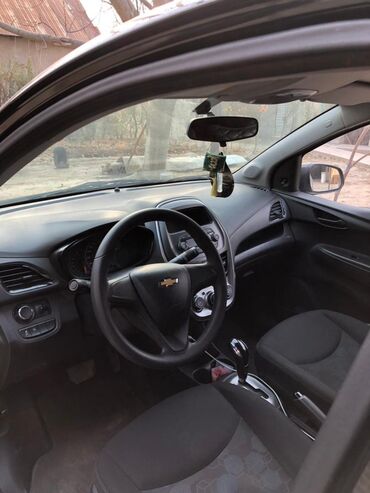 Chevrolet: Chevrolet Spark: 2016 г., 1 л, Автомат, Хэтчбэк — 1