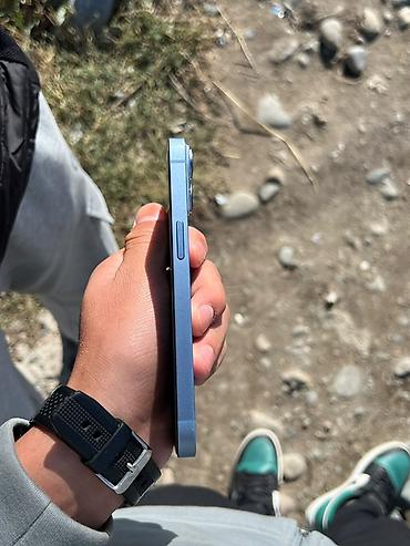 1: IPhone 14, цвет Blue (синий) - Дисплей 6.1" Super Retina XDR (OLED) с — 4