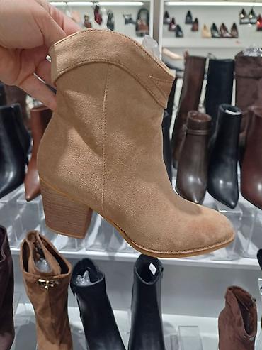 Čizme: Novo od 36 do 41. prelepi modeli . poručivanje u inbox od 4700 do 5500 — 6
