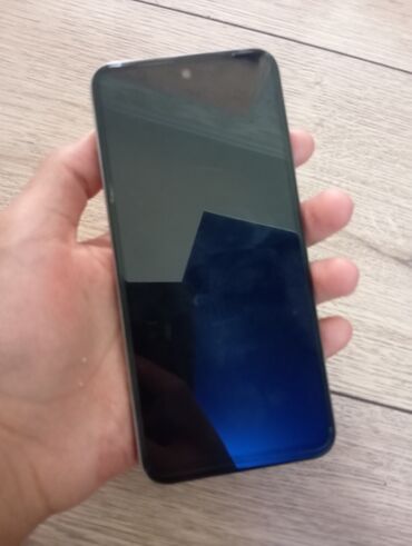телефон инфиникс: Infinix Smart 9 HD, Колдонулган, 128 ГБ, түсү - Саргыч боз, 2 SIM