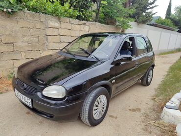 qara niva: Opel Vita: 1.4 l | 1998 il 318062 km Hetçbek