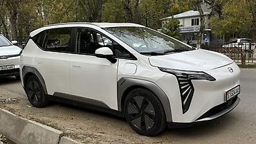 тойота 105 кузов: Электромобиль AION Y Plus в белом цвете. Современный компактный — 5