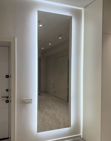 Matraslar: Led işıqlı divar güzüsü (Yenidir) Ölçü uyğun gəlmədiyi üçün satılır