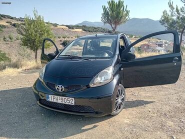 Toyota: Toyota Aygo: 1 l. | 2007 έ. Χάτσμπακ