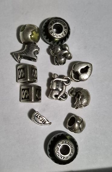 Privesci za nakit: Pandora set – kožna narukvica sa kolekcijom originalnih privezaka - — 1
