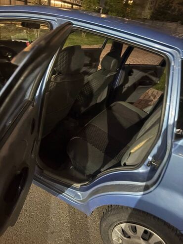 Daewoo: Daewoo Kalos: 2003 г., 1.4 л, Автомат, Бензин, Хэтчбэк — 8