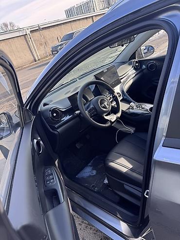 BYD: BYD E2: 2025 г., Вариатор, Электромобиль, Хэтчбэк — 6