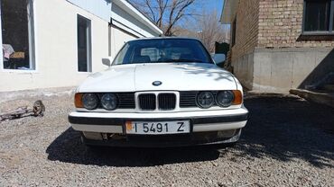 бмв 7 серии: BMW 520: 1990 г., 2 л, Механика, Бензин, Седан