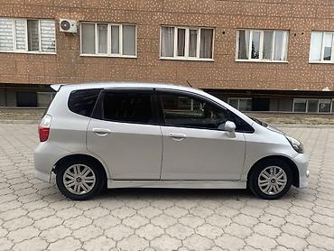 Honda: Honda Fit: 2002 г., 1.5 л, Вариатор, Бензин, Хэтчбэк — 5