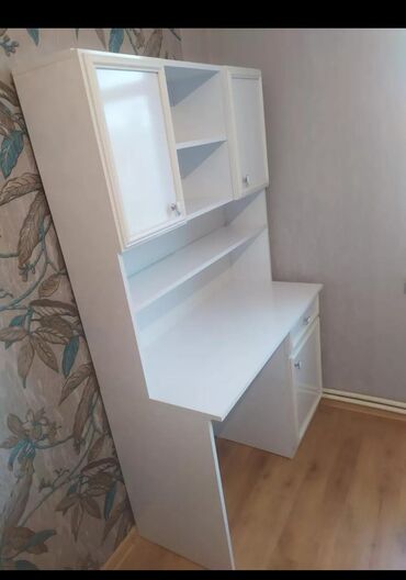 Sifarişlə kompyuter masaları: Düz masa, Polkalı, Siyirməli, Azərbaycan, Sadə laminat, Zəmanətli, Kredit yoxdur — 12