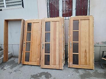 Qapılar və aksessuarlar: 5 ədəd Taxta qapılar satılır.yaxşı vəziyyətdədir. 4 ü otaq — 3
