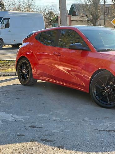 велостер: Hyundai Veloster: 2018 г., 2 л, Автомат, Хэтчбэк — 2