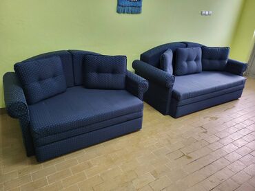 Sofe i kaučevi: Trosed i dvosed Maksimalno očuvani, na razvlačenje, urađeno dubinsko — 8