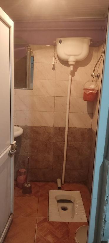 şeki: 9 mkr da 1 otaq kirayə tek xanıma verilir.balaca otaqdi.sekildeki — 5