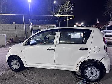 Toyota: Toyota Passo: 2004 г., Хэтчбэк — 4