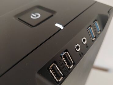 Desktop računari i radne stanice: Gejmer/ Intel i7 8700/16GB DDR4/SSD M2/ RTX 2060 8GB Prodajem moj — 11