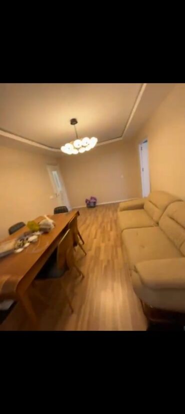 Uzunmüddətli kirayə mənzillər: Qara Qarayev metrosu yaxınlığında 5 mərtəbəli binanın 2 ci -da lalafo.az — 8 Uzunmüddətli kirayə mənzillər: Qara Qarayev metrosu yaxınlığında 5 mərtəbəli binanın 2 ci — 8