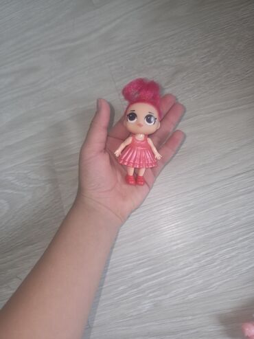 Oyuncaqlar: LOL Surprise temalı böyük oyun dəsti hamısı 25azn Tərkib: - Fərqli — 3