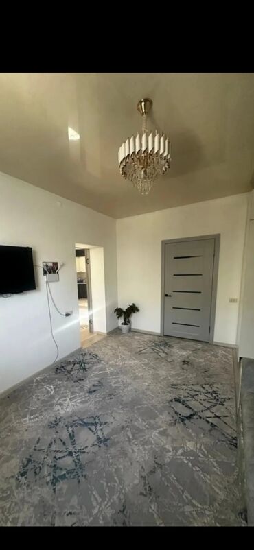 фрунзе карпинка: 70 м², 4 комнаты, Парковка, Забор, огорожен