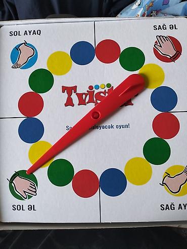 İdman oyunları: Twister stolüstü/fiziki oyun dəsti Məhsulun tərkibi: - Rəngli — 2