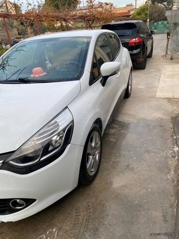 Μεταχειρισμένα Αυτοκίνητα: Renault Clio: 1.5 l. | 2015 έ. | 180000 km. Χάτσμπακ