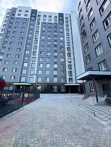 Продажа квартир: 1 комната, 41 м², Пишпек Элитка, 13 этаж, Свежий ремонт — 2