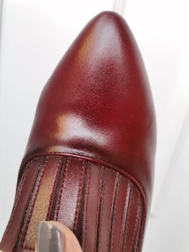 Salonke: Salonke, 38 — 7