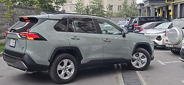 bsm: Toyota RAV4: 2019 г., 2.5 л, Автомат, Бензин, Внедорожник — 4