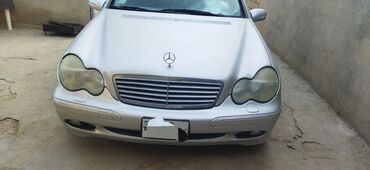 mercedes s 300: Mercedes-Benz C 230: 3.2 l | 2001 il Sedan