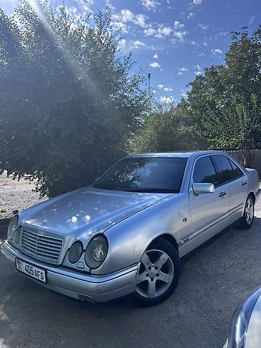 Mercedes-Benz E-Class: 1999 г., 2 л, Механика, Бензин, Седан