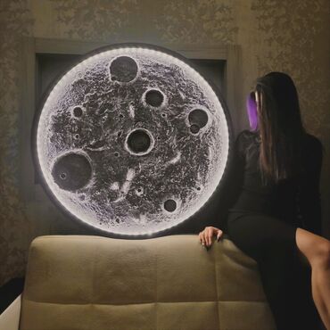 Светильник "Луна" 60х60 Описание товара Панно в виде Луны - это