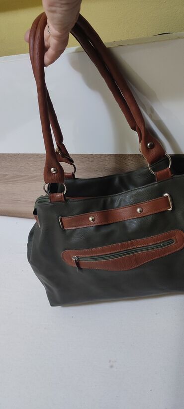Torbe: Tašnice moje .Cene od 700 do 2500 kožna crna Mango — 10
