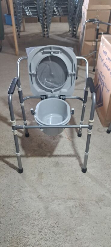 Xəstələr üçün unitazlar: Xeste ucun karsok karsok qolsuz arxali acilib yiqilan karsok qollu — 8