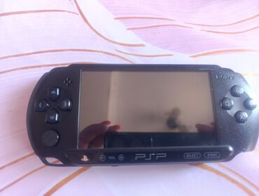 сколько стоит playstation 5 в баку: PSP oyun. Yaxsi veziyyətdədir. Need for speed diski var