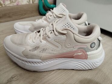 li ning зимние кроссовки: Кроссовки Li-Ning LeRay - Цвет: светло-бежевый/молочный с розовым