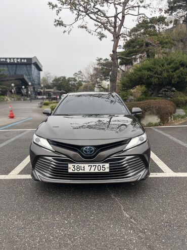 Toyota: Toyota Camry: 2018 г., 2.5 л, Автомат, Гибрид, Седан