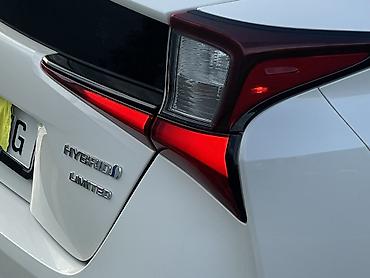 highlander 2017: Toyota Prius: 2019 г., 1.8 л, Автомат, Гибрид, Хэтчбэк — 5