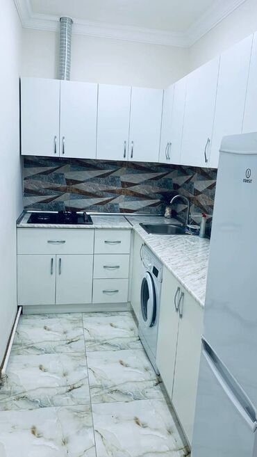 Uzunmüddətli kirayə mənzillər: Bayilda asan xidmətə yaxin 18 mertebeli binanın 5-ci mərtəbəsində — 3