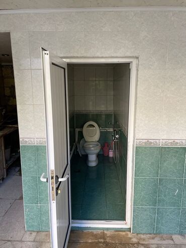 Həyət evləri və villaların satışı: 7 otaqlı, 200 kv. m, Orta təmir — 10