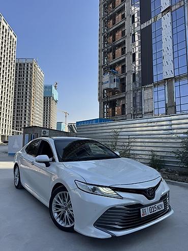 prius plus: Toyota Camry: 2018 г., Автомат, Бензин, Седан — 2