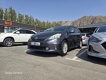 apollo solo: Toyota Prius V: 2012 г., 1.8 л, Гибрид, Минивэн — 1