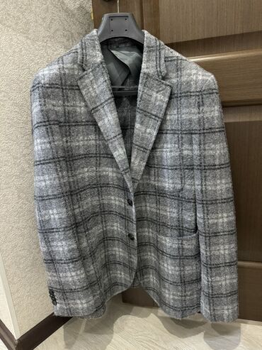 вещи из китая: Эркектердин курткасы, 7XL (EU 54), Колдонулган, түсү - Боз, Өзү алып кетүү