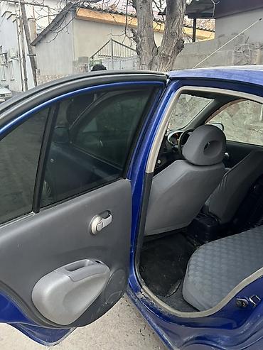 Продажа авто: Nissan March: 2003 г., 1.3 л, Автомат, Бензин, Хэтчбэк — 8