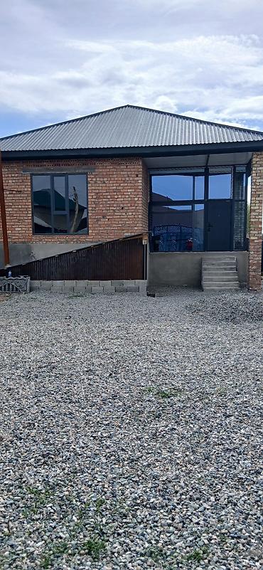 Продажа коттеджей и домов: Продаётся частный дом с участком. Описание объекта: - Одноэтажный — 4