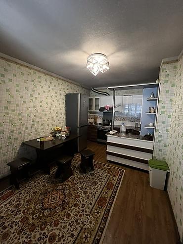 Sale of cottages and houses: Продаётся частный дом с просторным двором и навесом. - Участок — 8