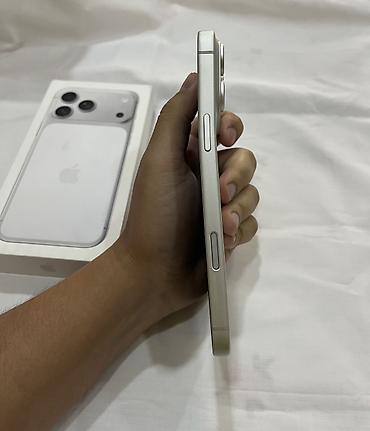 m4 max: IPhone 17 Pro Max, Б/у, 256 ГБ, Белый, Коробка, 94 % — 2