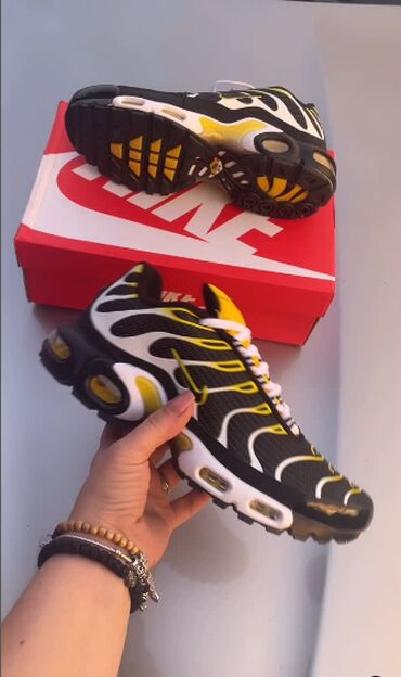 air max tn: Trainers, size - 42