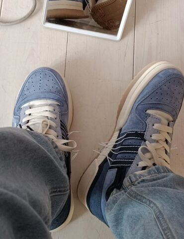 обувь мужской 41: **Adidas Forum Low** — это классические кроссовки, отличающиеся