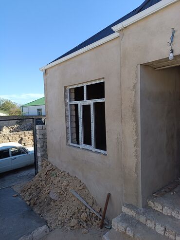 Plastik pəncərələr: Ağ rəngli plastik pəncərəler 1kv 55 manat
qapılar 90 manat — 26