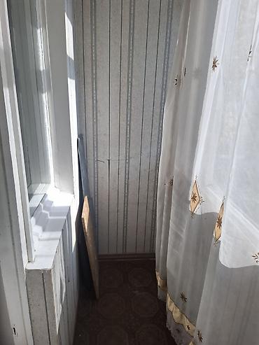 куплю квартиру в рассрочку: 2 комнаты, 44 м², 8 мкр 104 серия, 2 этаж, Требуется ремонт — 6